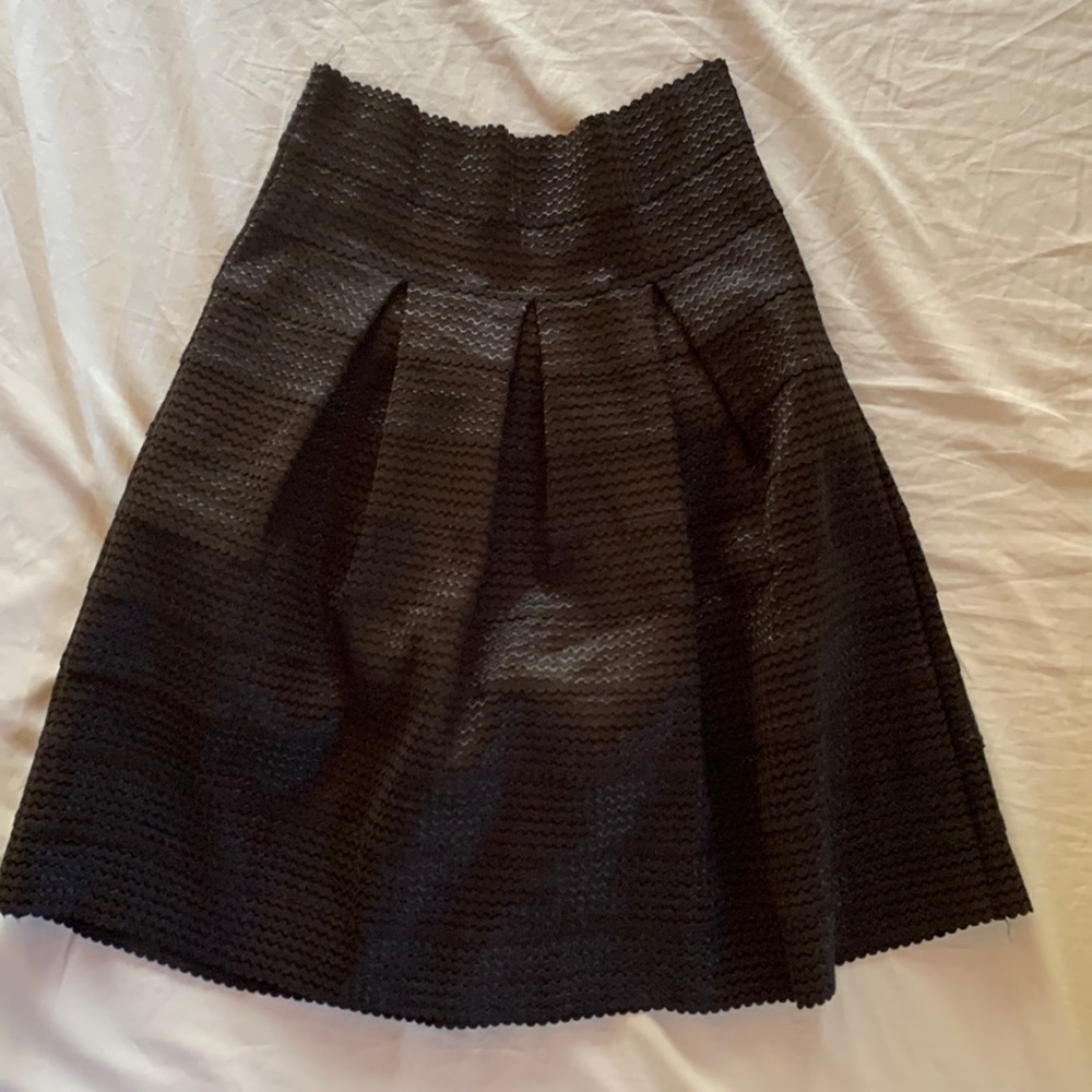 Ann Taylor skater black skirt elastic S